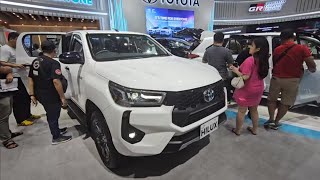 In Depth Tour Toyota Hilux (AN130) V Facelift 2024 - Indonesia