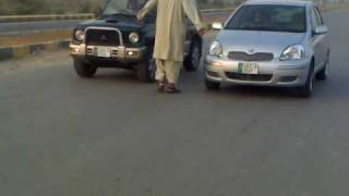 mini pajero 660cc vs wasay bhai vitz