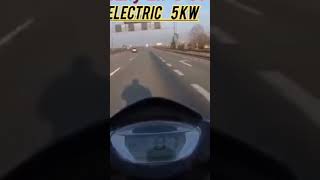 Električni motocikl Lipo u akciji