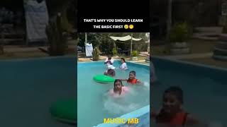 BABY FUNNY SWIMMING VIDEO LAUGHTER #FUNNY #swimming #shorts #trending #viral #baby