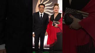 Actors Govinda with wife whatsapp status #shorts #bollywoodactor #govinda