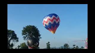 MENERBANGKAN BALON UDARA