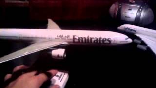 Emirates Boeing 777-300 1:200