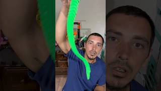 Showing off a 3d printed eel SNAKE toy in GREEN! 👀 #3dprinting #eel #green #snake #toy