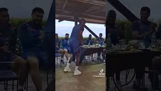 LA SELECCION DE ECUADOR BAILANDO