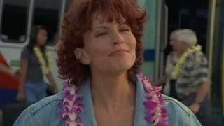 Simmone Jade Mackinnon in Baywatch Hawaii (S10E01)