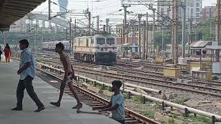 Electric Locomotive Couples To An Express train at Howrah #trainvideos