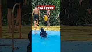 mega bendung lembah anai #ranahminang #sumaterabarat #kotapadang #lebaran #gadis