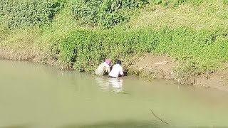 my family, ngintip cewe cewe cari ikan di sungai