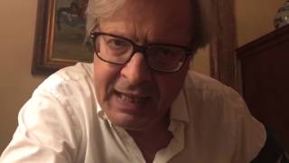 Sgarbi: "Uno scandalo che il grillino Di Maio guadagni 16 mila euro al mese"