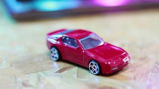 Hot Wheels '89 Porsche 944 Turbo: Red