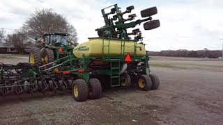 John Deere 1990 Air Seeder