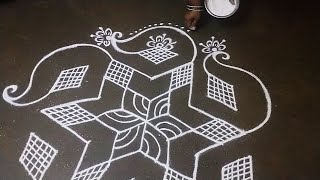 Attractive dotted padi kolam|Rangoli designs 9x5