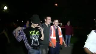 ЛЕВ ПРОТИВ - Алкаш против трёх ментов ( жесть , драка с полицией , 18+ )