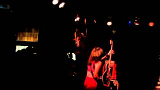 Shonen Knife 少年ナイフ  (Live in Oslo)