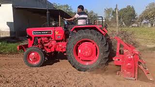 Mahindra 275 XP plus Reverse PTO with Rotary