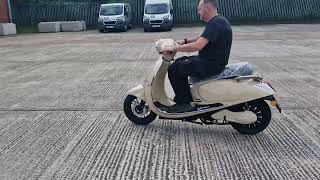 Lot 109 - Model 30 Roma electric moped: 2000w brushless DC hub motor