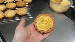 Piping nice Rose lemon tart .. #Shorts