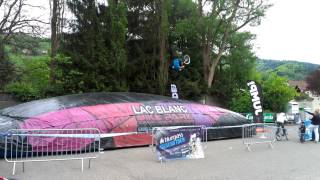 Frontflip sur l'Airbag