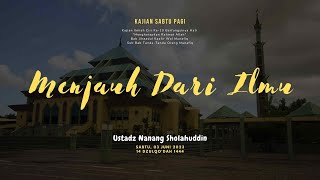 10. Menjauh dari Ilmu ll Ciri Orang Munafik