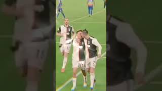 Cristiano Ronaldo y Dybala se Besan celebracion 😘#SHORTS#SUSCRIBETE