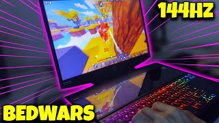 Bedwars on my $2000 HP Omen Laptop - Roblox Bedwars