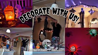 Decorate with us! | Vlogtober Day 20! 🎃