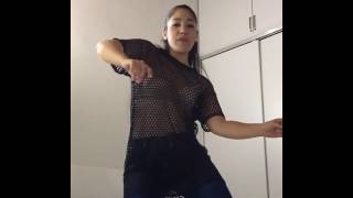 FARINA bailando (Amame o Matame) de Ivy Queen