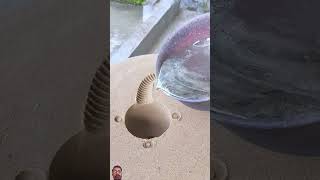 صهر المعادن صب علي الرمال صنعات جديده #satisfying #experiment #art #shorts