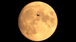 N456JA - Gulfstream G280 passing in front of the nearly full moon - C0045 - AUS-MSP