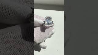 6.52CT VS-1 D Color IGI Certified CVD Lab Grown Emerald Cut Loose Diamond Video 4 Outdoor Lighting