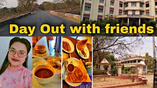 Vlog :- RGSC to Mirzapur // Day out with friends//we had a lot of food 😁😁