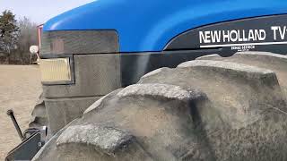 New Holland TV 140 Budirectional Tractor