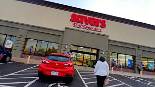 Roaming around savers| thrift store| books galore