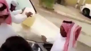 يحلف بالطلاق انه يولع في السيارة