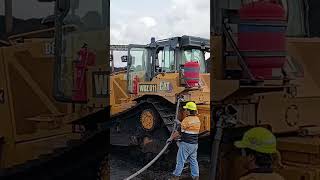 kondisi refueling Dozer di lokasi stok file batu bara #shortsyoutube #kesehariananaktambang #DozerD9