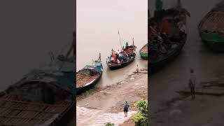 Over load boat in Ganga River 😰😨