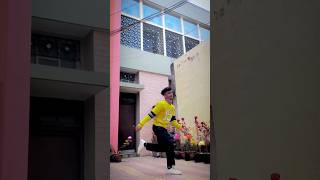 aadat se majboor l #dancevideos #shortdance #bollywood #ytshort #youtubeshorts #trendingshorts #yt