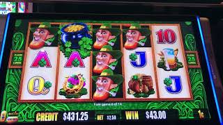 Slot Machine Big Hits/Bonus Play Action