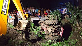 Mahindra 275 Di 🚜😭😭 Accident Very Badly in Mud | Jcb 3dx Rescued Mahindra Tractor | Jcb Rescue Video