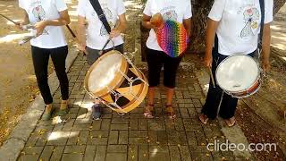 Maracatu raiz com Marinês (voz) e Luiz Gonzaga (sanfona) em DO LADO DE LÁ, de A. Barros e A. Rivera