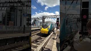 Avanti Class 390 arriving at Manchester Piccadilly