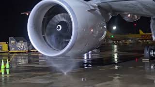 jet engine vortex suction B777