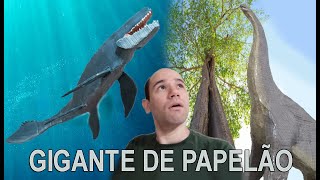 Gigantes de papelão