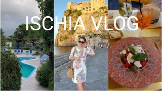 Italy VLOG. Утро перед грозой, пробую аффогато, Арагонский замок, Ischia Ponte 🖤