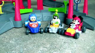 Mickey Ears Super Raceway Playset from Disney Mickey and the Roadsters Racers