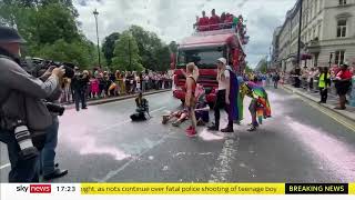 London Pride  Thousands march from Hyde Park as Just Stop Oil attempt to disrupt the event