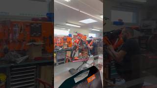 KTM / CFMOTO Flash Team servis