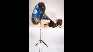 Edison Standard Phonograph + Flower horn