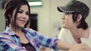 [ Town VCD Vol 30 ] Meas Soksophea ft. Bunnarath - Songsa Nisith (Khmer MV) 2013